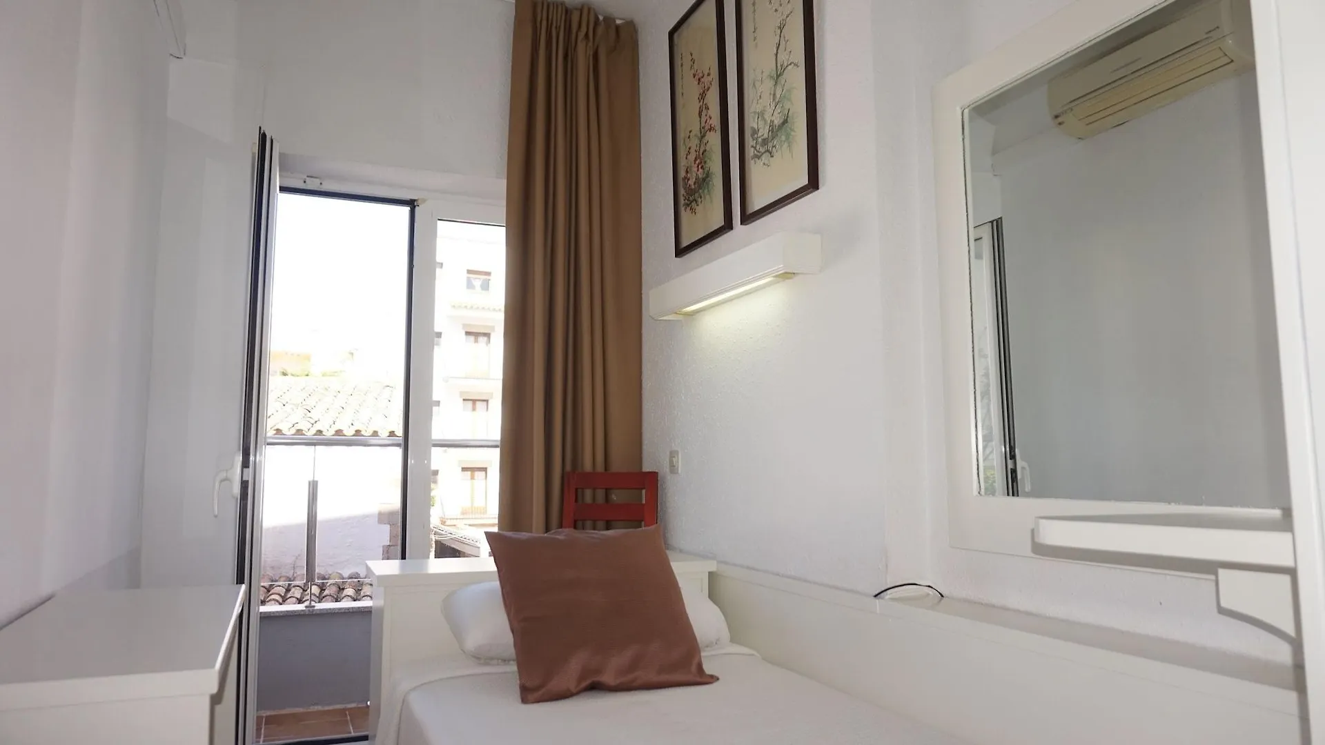 Hotel Hermes Tossa de Mar 0*,